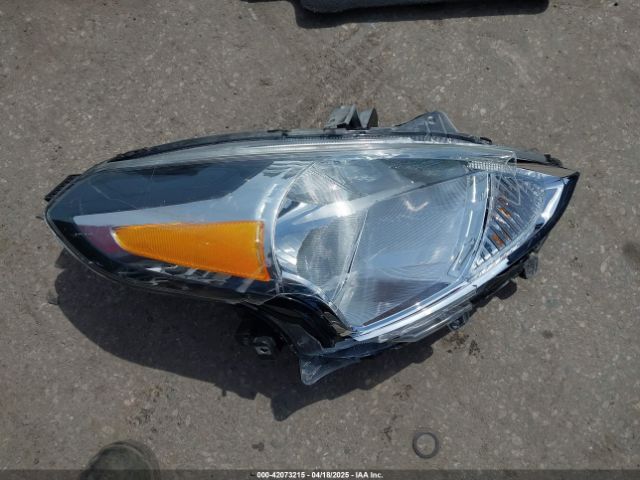 3N1CN7AP6FL810766 Nissan Versa 1.6 S