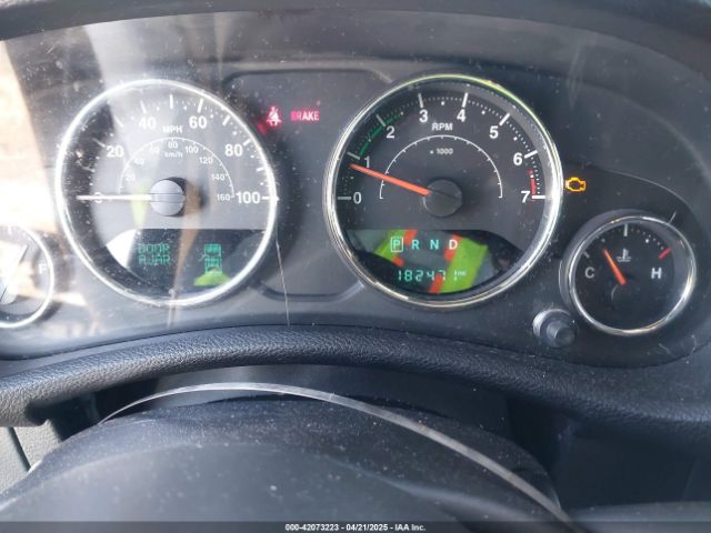 1C4BJWDG9HL644008 Jeep Wrangler Unlimited Sport 4x4