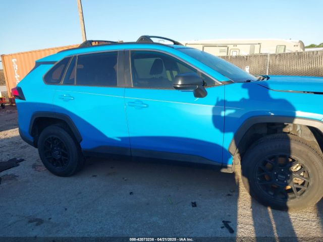 2T3H1RFV5KW034652 Toyota RAV4 LE