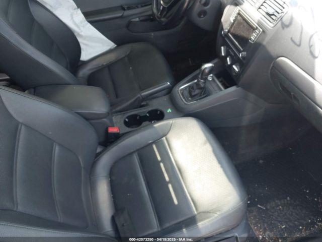 3VWDB7AJ8HM229236 Volkswagen Jetta 1.4t Se