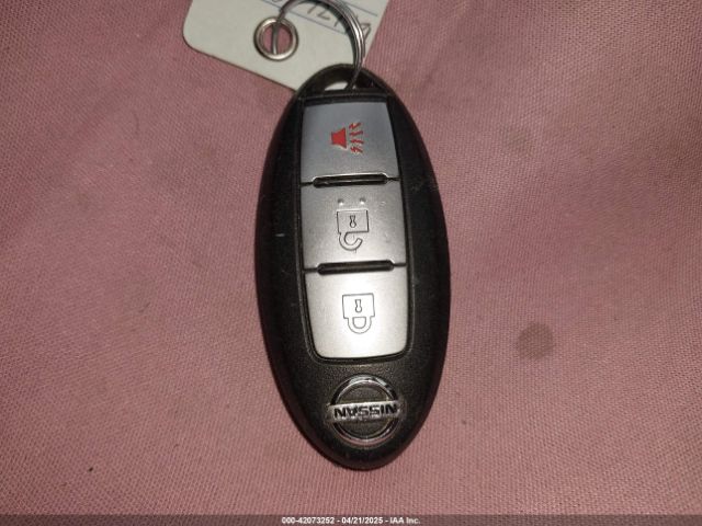 KNMAT2MV3GP727471 Nissan ROGUE SV