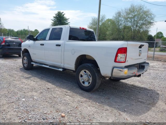 2020 RAM 2500 3C6UR5CL9LG258440 Photo 2