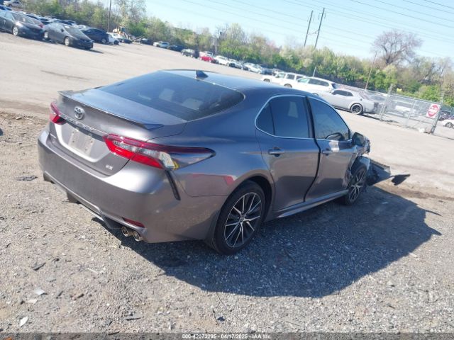 4T1G11AK6MU584383 Toyota CAMRY SE