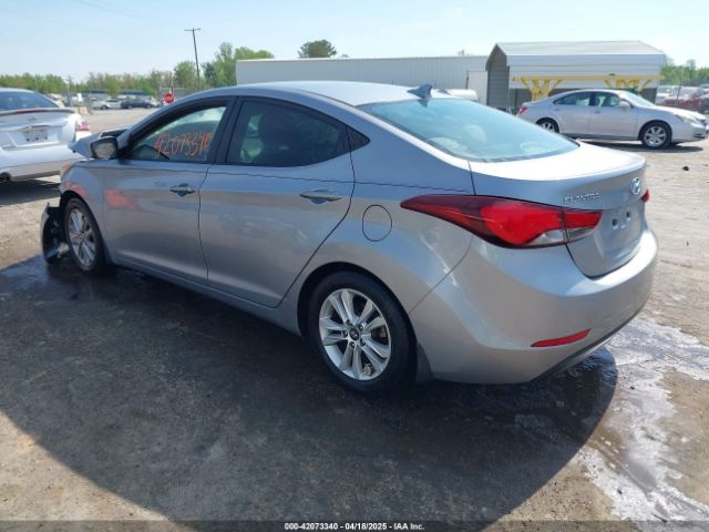 5NPDH4AE2FH557032 Hyundai ELANTRA SE