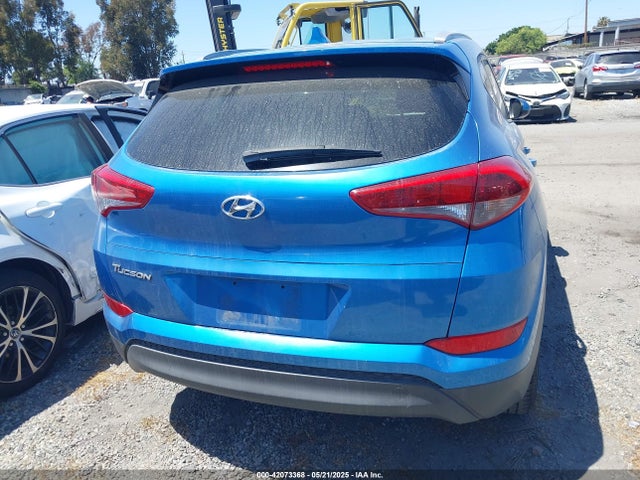 KM8J33A42JU735793 Hyundai TUCSON SEL