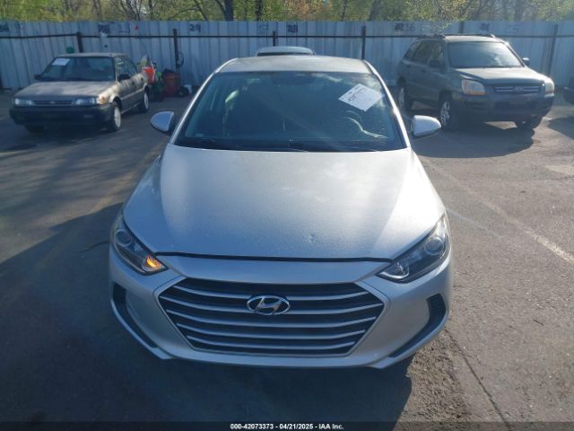 5NPD74LF6JH317760 Hyundai ELANTRA SE