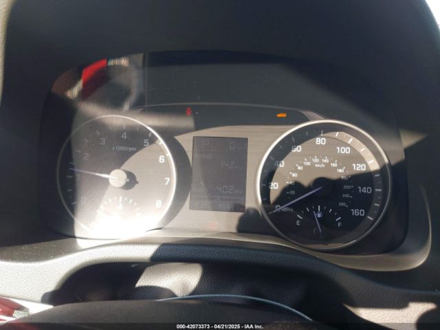 5NPD74LF6JH317760 Hyundai ELANTRA SE
