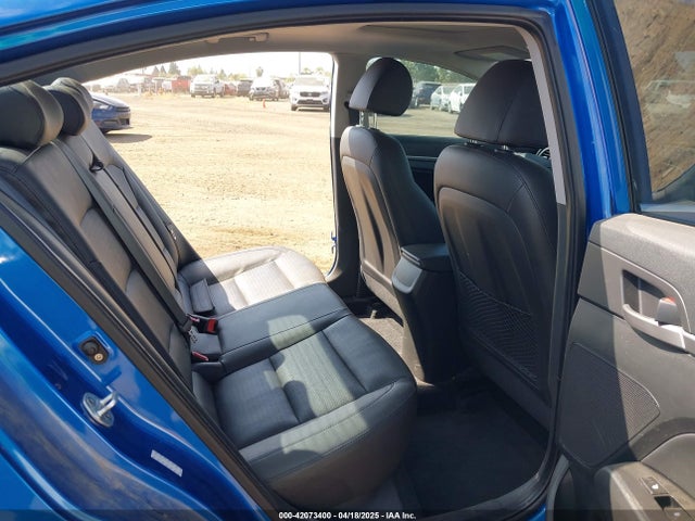 KMHD84LF3HU064101 Hyundai Elantra Limited