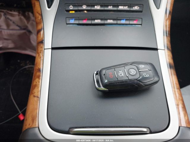 2LMTJ8LP0GBL31400 Lincoln Mkx Reserve
