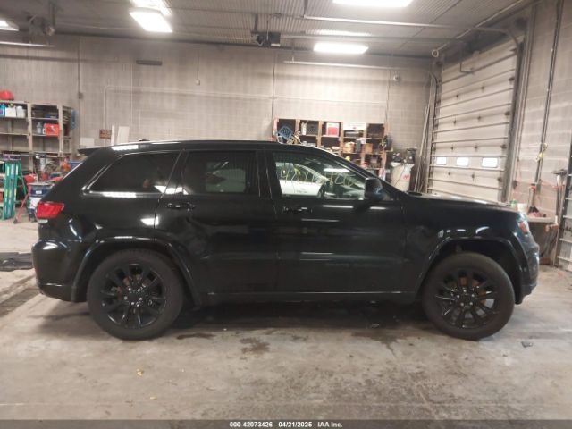 1C4RJFAG4JC298393 Jeep Grand Cherokee Altitude 4x4