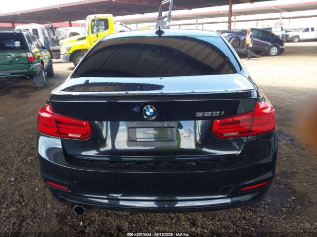 WBA8A9C54JAH12454 BMW 320i