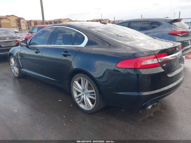 2010 JAGUAR XF SAJWA0HE1AMR64142 Photo 2