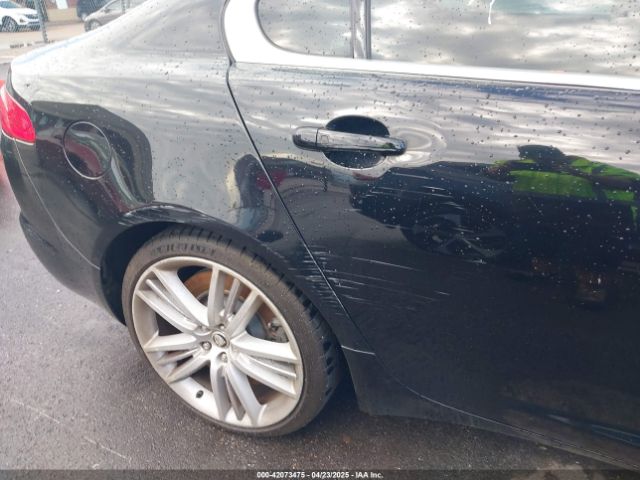 2010 JAGUAR XF SAJWA0HE1AMR64142 Photo 5