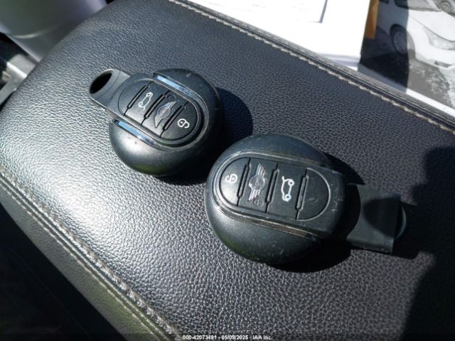 2017 MINI CLUBMAN WMWLU5C50H2E82166 Photo 10