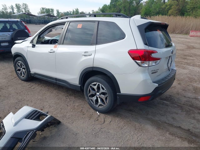 JF2SKADC2PH471884 Subaru Forester Premium