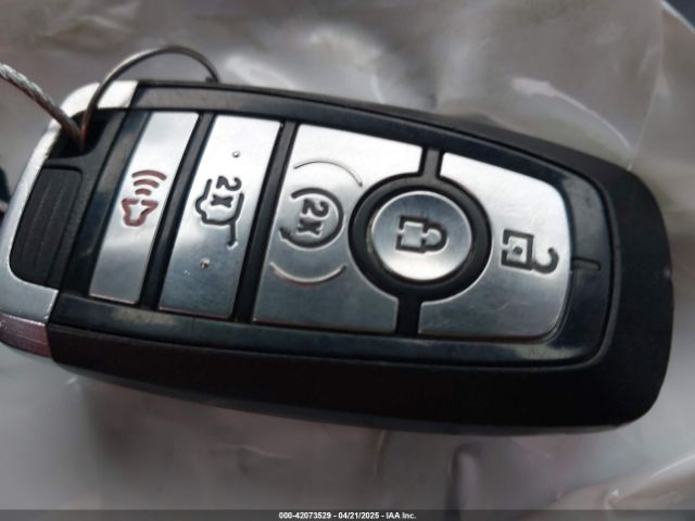 1FM5K8D82KGA48605 Ford EXPLORER XLT