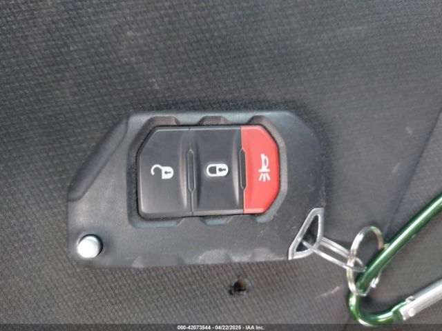 1C4HJXDM4NW175782 Jeep Wrangler Unlimited Sport S 4x4