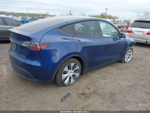 2023 TESLA MODEL Y 7SAYGDEE7PF616500 Photo 3