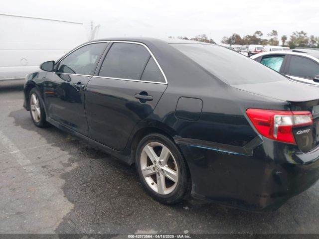 4T1BF1FK9EU443815 Toyota CAMRY SE