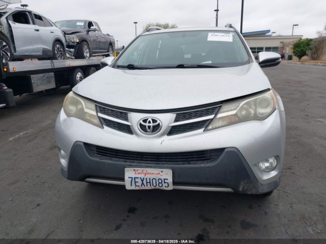 2T3RFREV7EW161656 Toyota Rav4 Xle