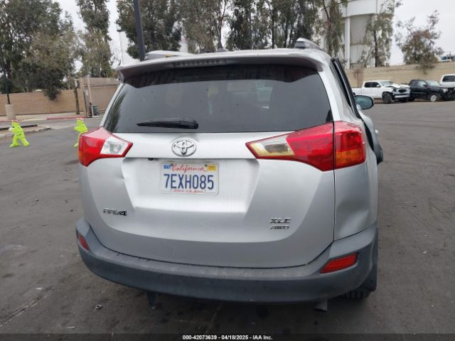 2T3RFREV7EW161656 Toyota Rav4 Xle