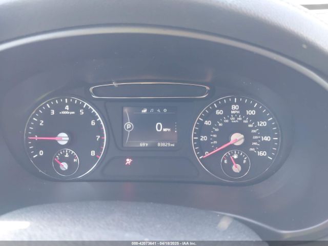 5XYPGDA33GG170027 KIA Sorento 2.4l Lx