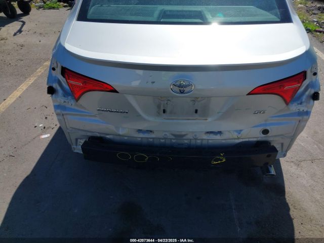 2T1BURHE9JC030073 Toyota COROLLA SE
