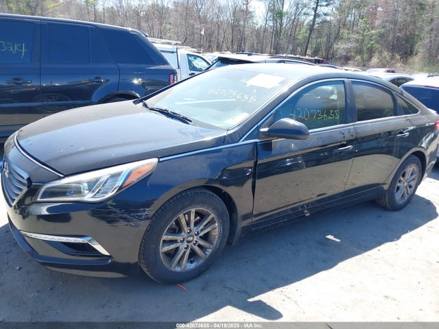 5NPE24AF7FH174122 Hyundai SONATA SE