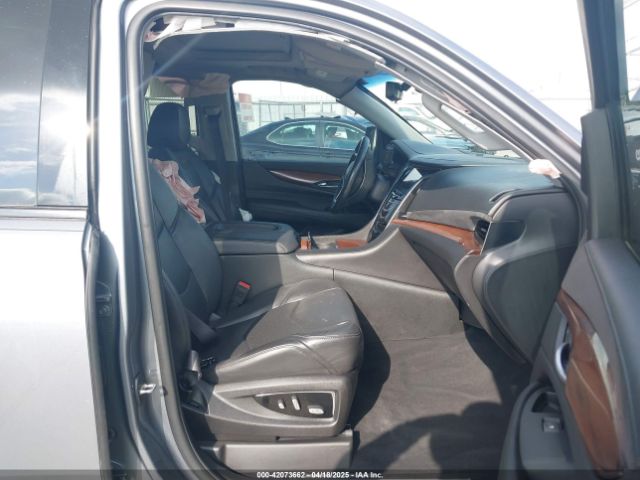 2018 CADILLAC ESCALADE 1GYS4CKJ8JR151650 Photo 4