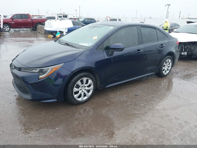 5YFEPMAE7NP305866 Toyota COROLLA LE