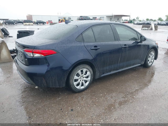 5YFEPMAE7NP305866 Toyota COROLLA LE