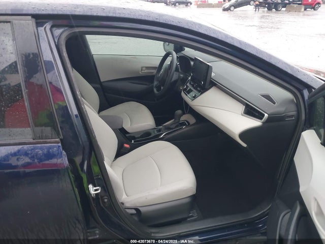 5YFEPMAE7NP305866 Toyota COROLLA LE