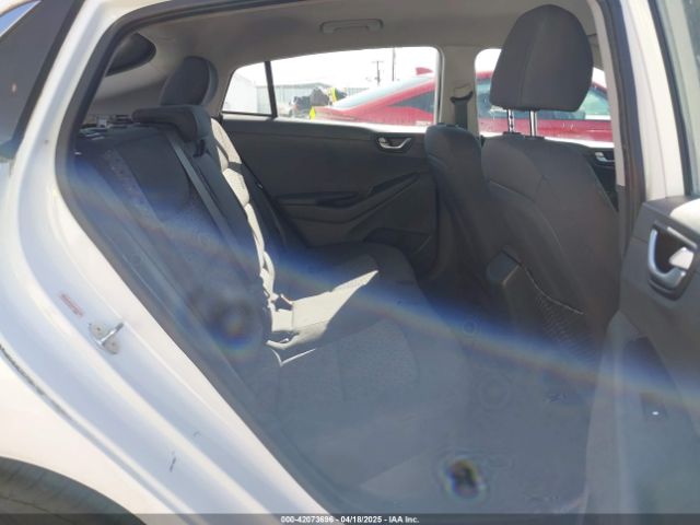 KMHC75LC5HU048413 Hyundai Ioniq Hybrid Sel