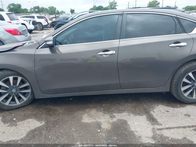 1N4AL3AP1HC211443 Nissan Altima 2.5 Sl