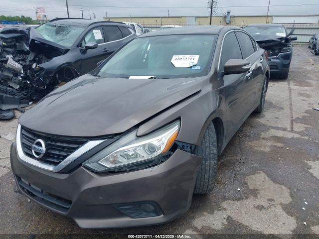 1N4AL3AP1HC211443 Nissan Altima 2.5 Sl