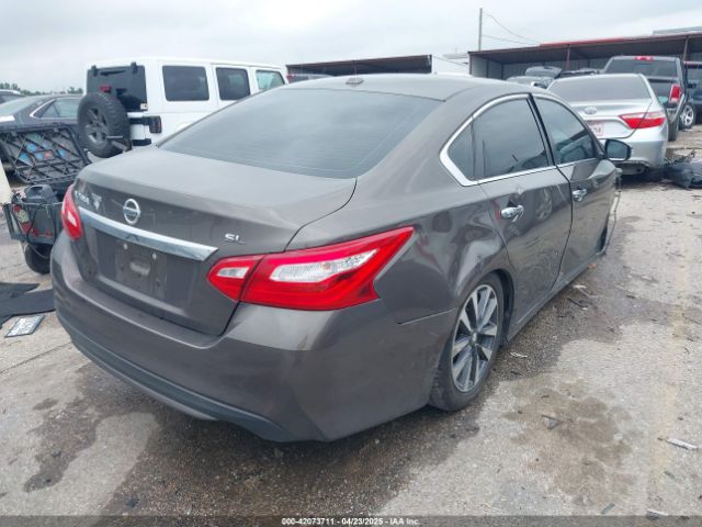 1N4AL3AP1HC211443 Nissan Altima 2.5 Sl