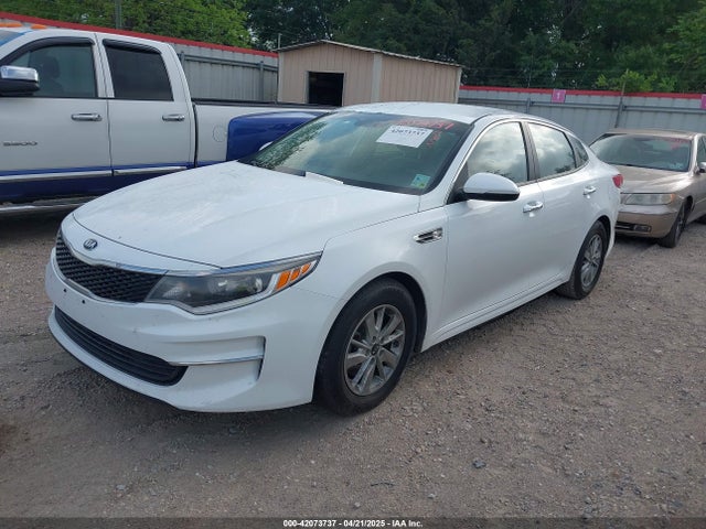 Продажа на аукционе авто 2017 Kia Optima Lx, vin: 5XXGT4L36HG167511, номер лота: 42073737