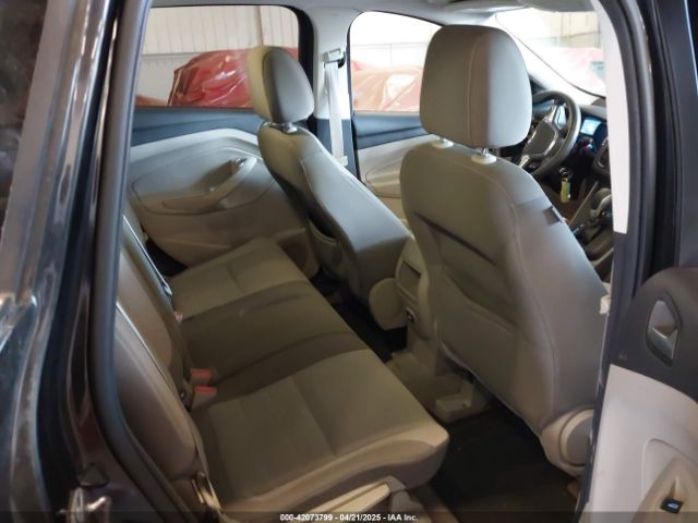 1FMCU9GX6FUC39350 Ford ESCAPE SE