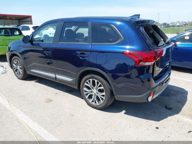 JA4AD2A30HZ042831 Mitsubishi Outlander Es