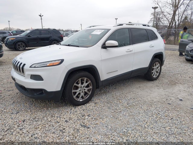 1C4PJLCS7EW258434 Jeep Cherokee Latitude