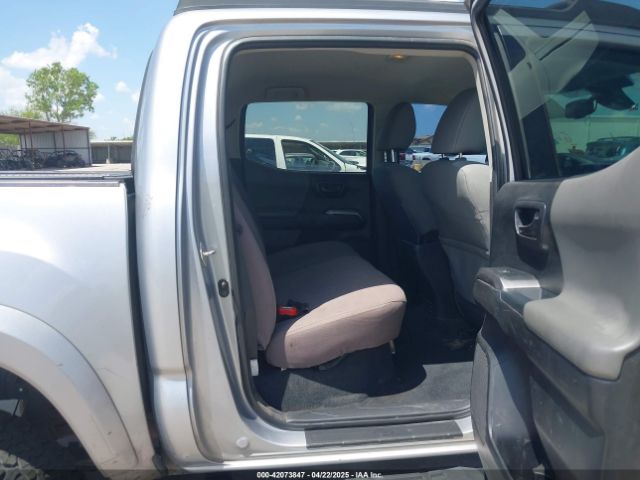 3TMCZ5AN2JM172829 Toyota Tacoma Sr5 V6