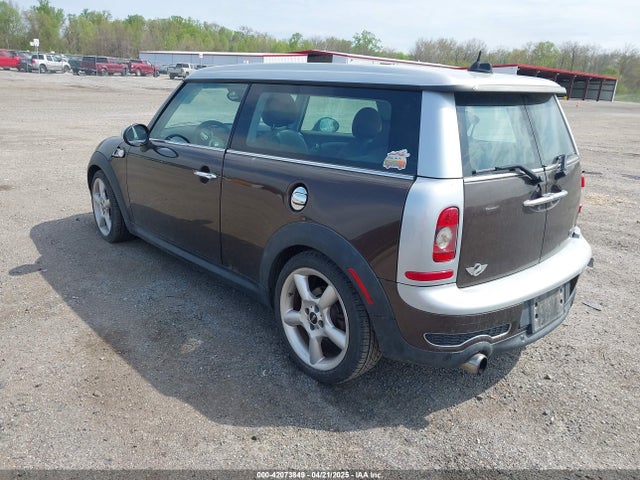 2008 MINI COOPER S CLUBMAN WMWMM33548TP89114 Photo 2