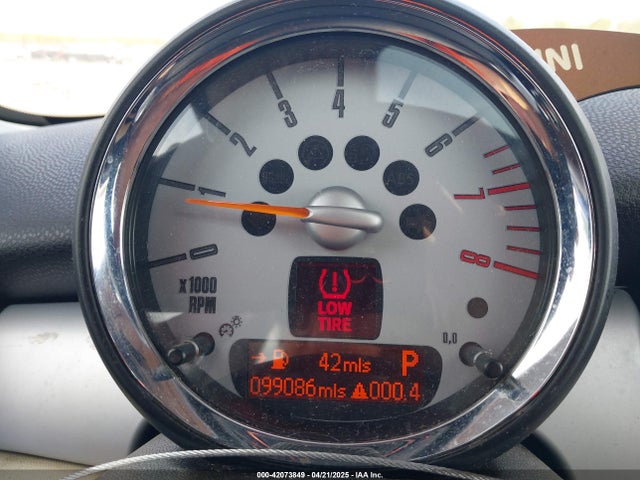 2008 MINI COOPER S CLUBMAN WMWMM33548TP89114 Photo 6