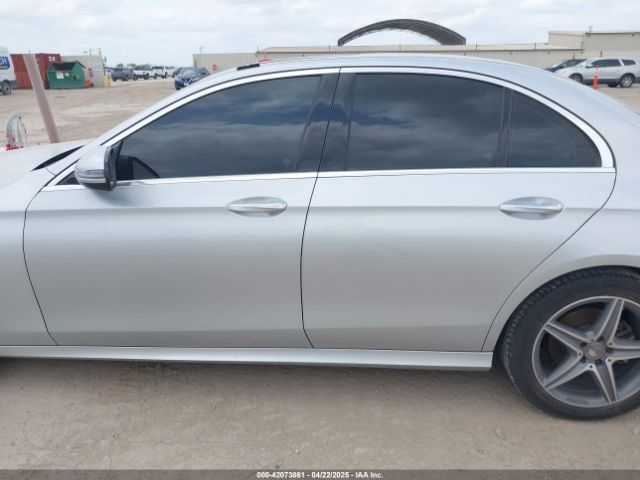 WDDZF4JBXHA048002 Mercedes-Benz E 300