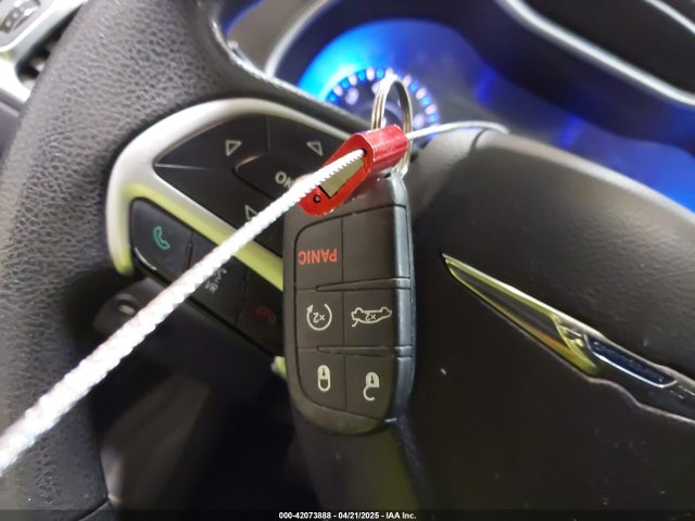 1C3CCCAB2FN698701 Chrysler 200 Limited