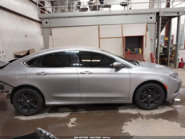 1C3CCCAB2FN698701 Chrysler 200 Limited