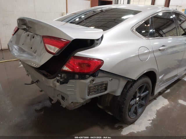1C3CCCAB2FN698701 Chrysler 200 Limited