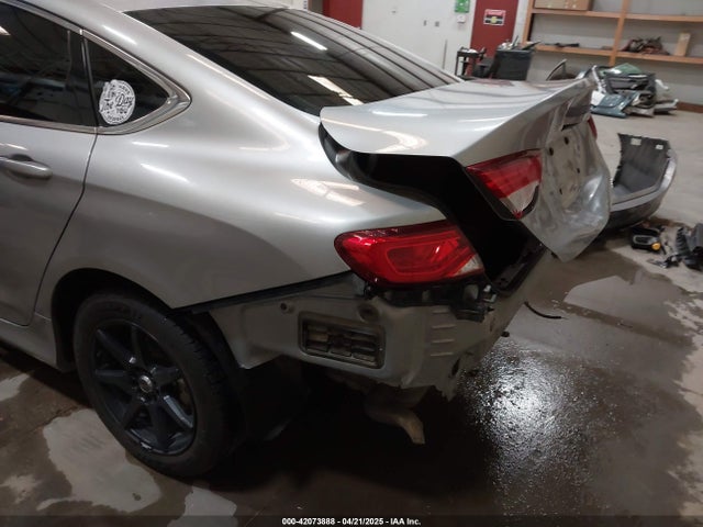 1C3CCCAB2FN698701 Chrysler 200 Limited