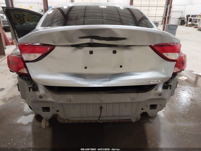 1C3CCCAB2FN698701 Chrysler 200 Limited
