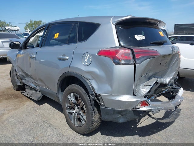 JTMZFREV5JJ163477 Toyota RAV4 LE